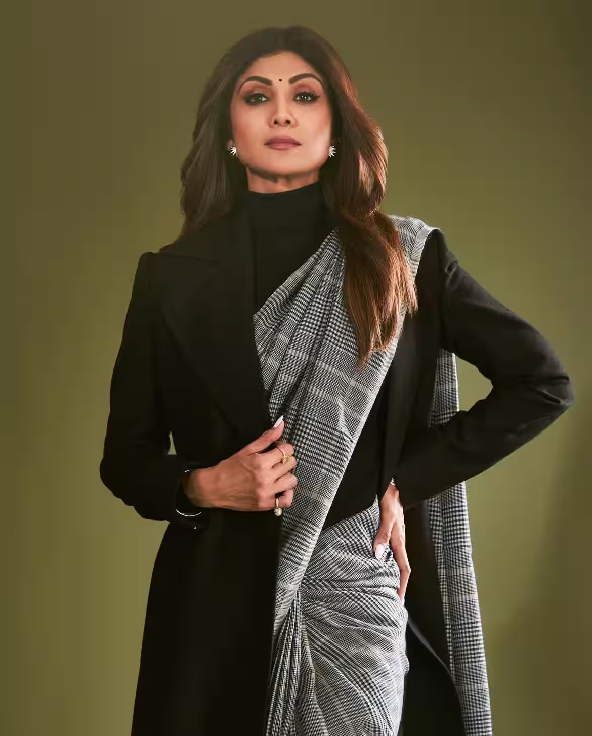 How to style a saree in winter