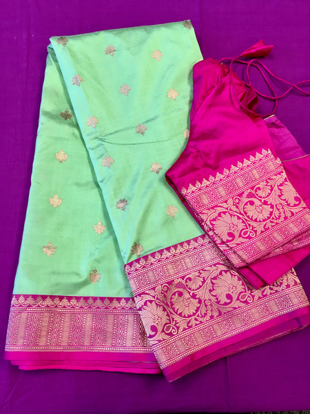 PURE BANARASI HANDLOOM KATAN SILK SAREE IN LIGHT GREEN WITH PINK ZARI BORDER AND PALLU