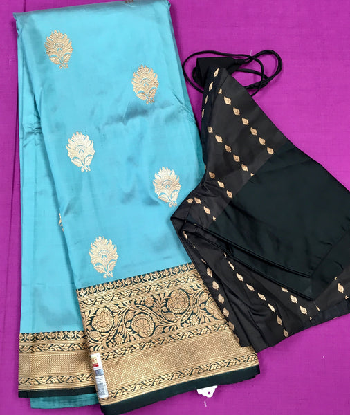 PURE BANARASI HANDLOOM KATAN SILK SAREE IN TURQUOISE WITH BOTTLE GREEN ZARI BORDER AND PALLU