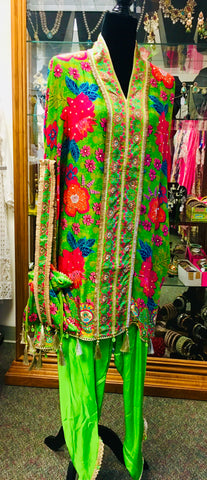 RFSS2007 -Pure Crepe Printed Kaftan In Neon Green With Tulip Pants And Potli