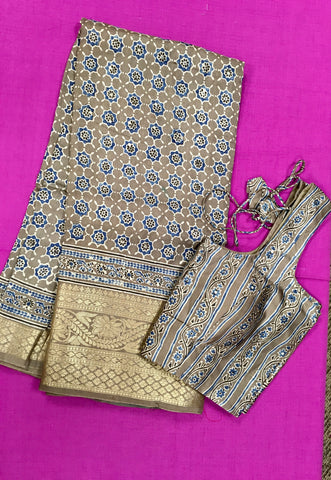 PURE MODAL SILK ZARI BORDER SAREE IN GRAY WITH INDIGO AJRAKH PRINT