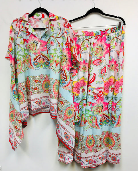 HHR009 - White floral printed mull cotton kaftan coord set.