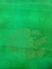 HPSS4 - Pure Handloom Soft Silk Kanjivaram Borderless Saree  in Double shaded Green with flower motifs and Zari Pallu
