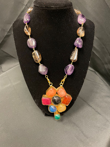 JP179 - Semi-precious stone Necklace with Pendant